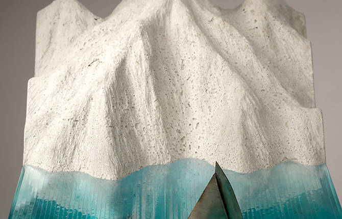 Stunning Glass and Concrete Ocean Sculptures