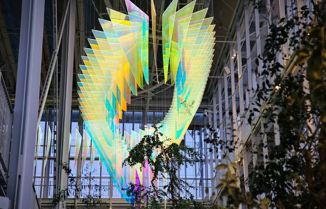 Stunning Light Installation in a Renzo Piano Skycraper