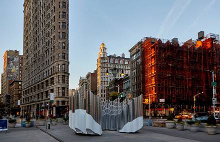 Reflective Installation in the Heart of Manhattan