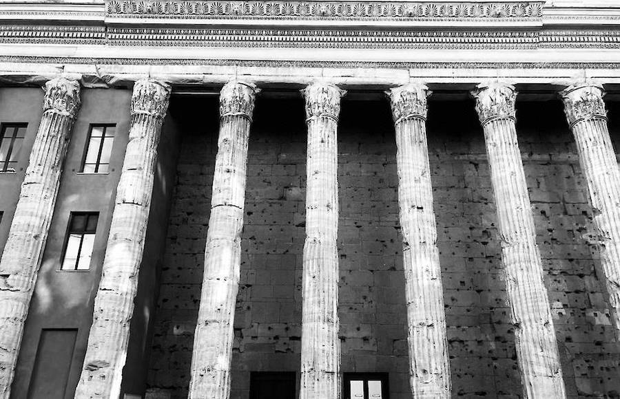 Stunning Shots of Rome in Black and White