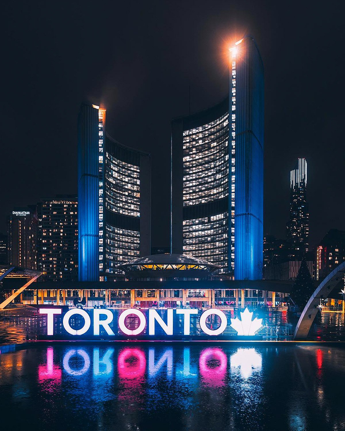 fubiz-bora-toronto-at-night-photography-05