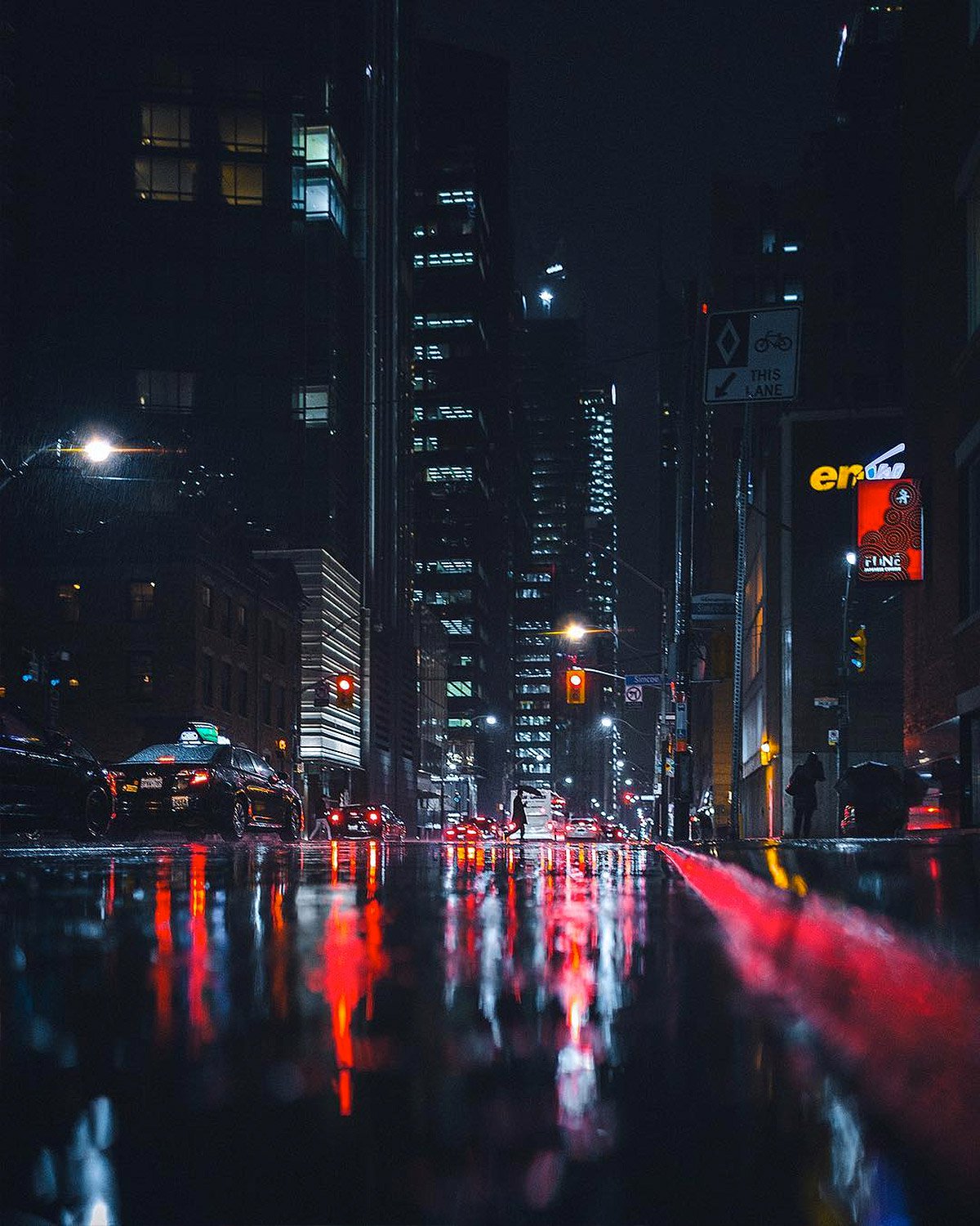 fubiz-bora-toronto-at-night-photography-06