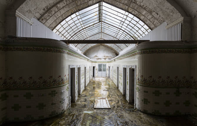 Haunting Images of Abandoned Medical Centres