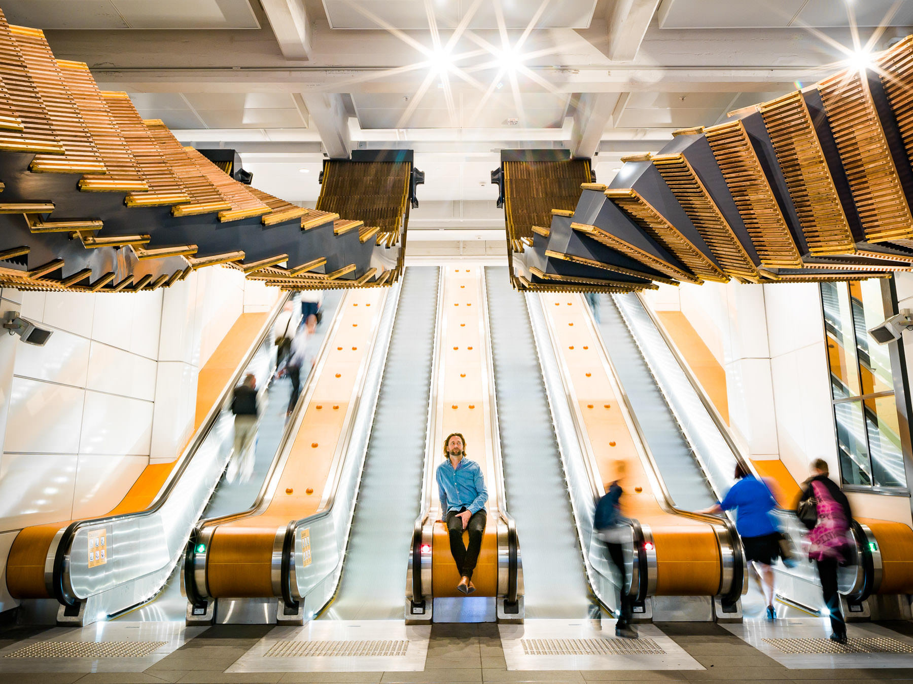 fubiz-interloop-chris-fox-installation-sydney-09