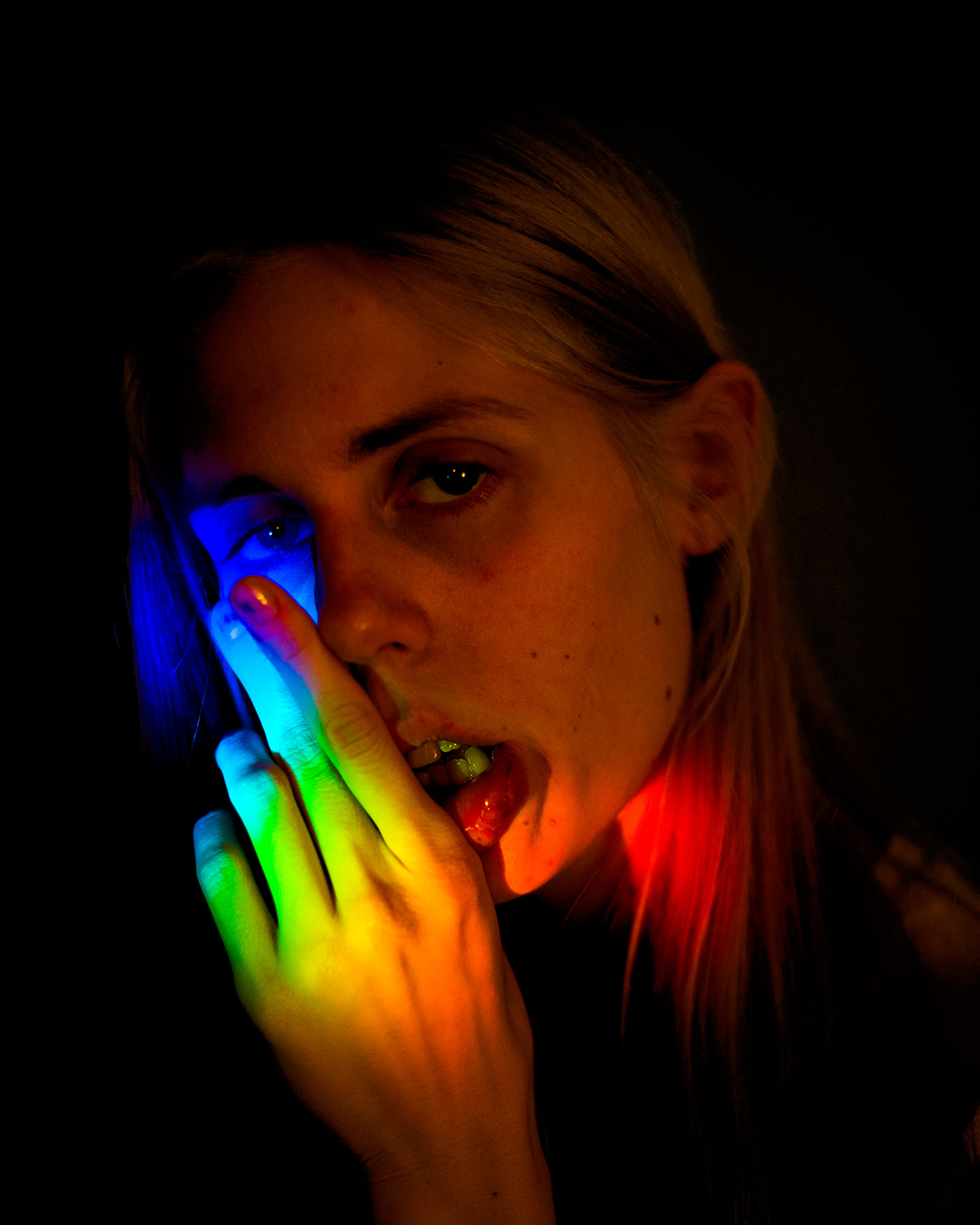 fubiz-dovneon-instagram-03