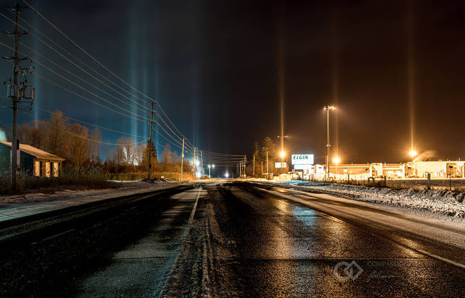 Fascinating Phenomenon of Light Pillars in the Extreme North