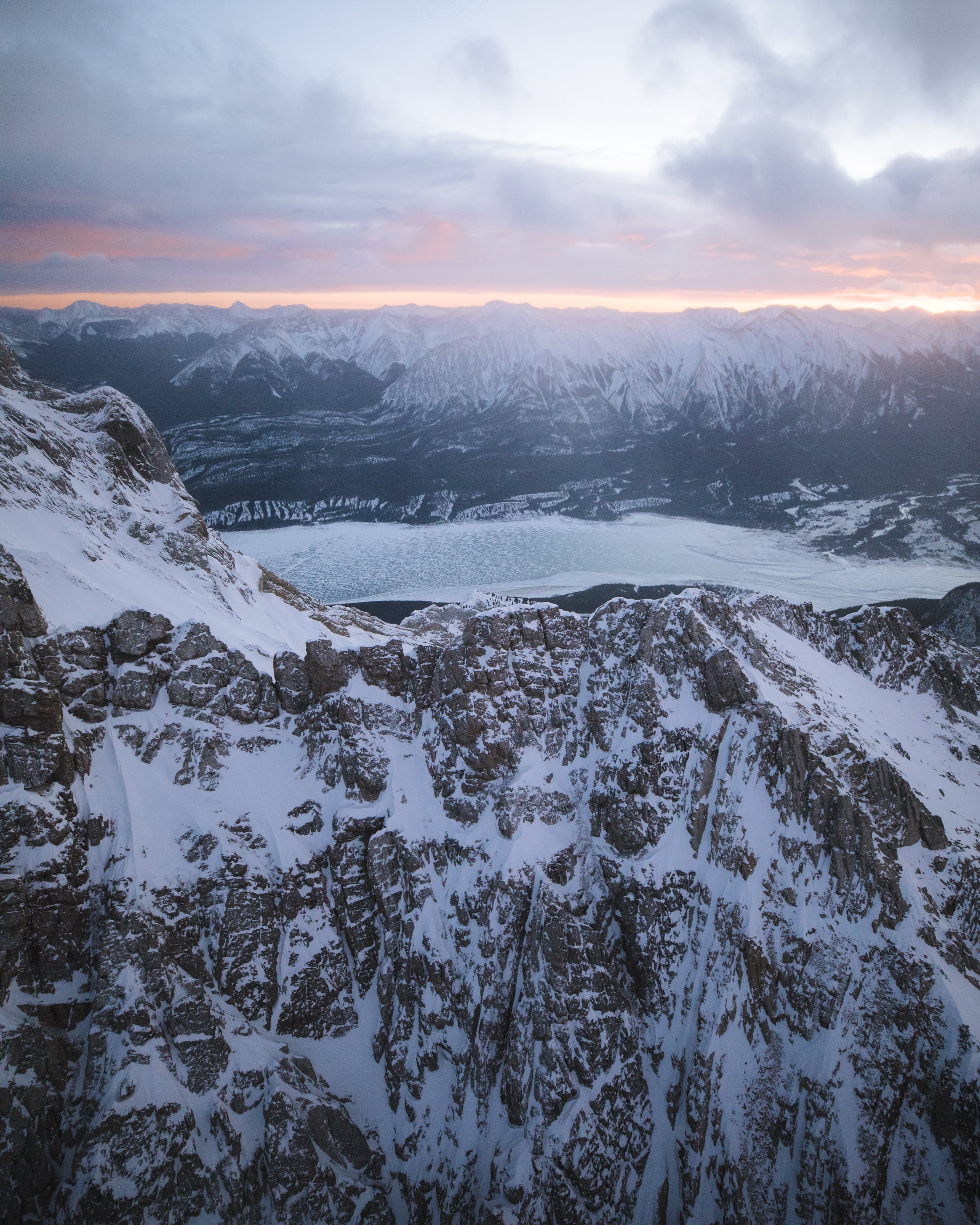 Alex Strohl Alberta Ice16-min