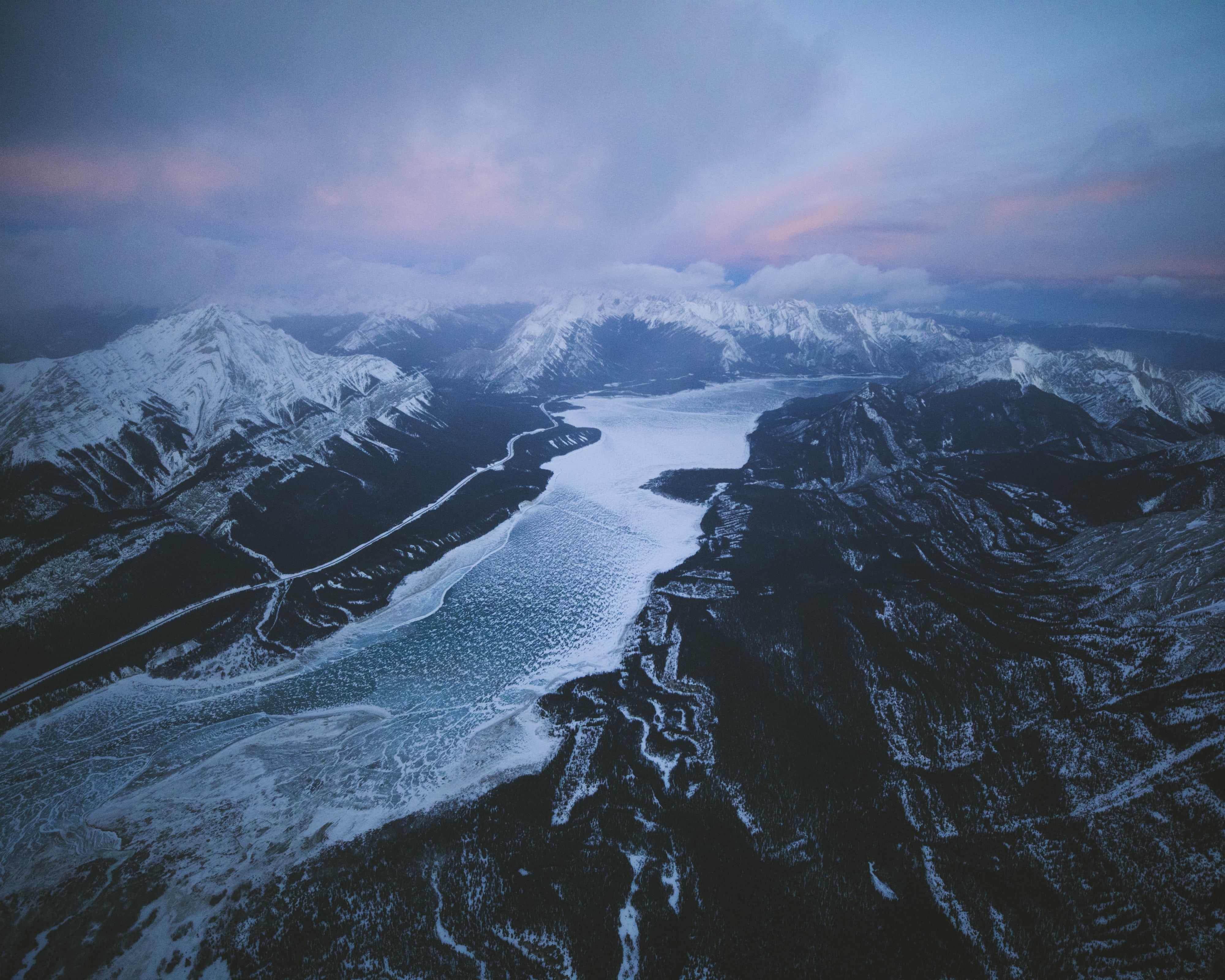 Alex Strohl Alberta Ice17-min