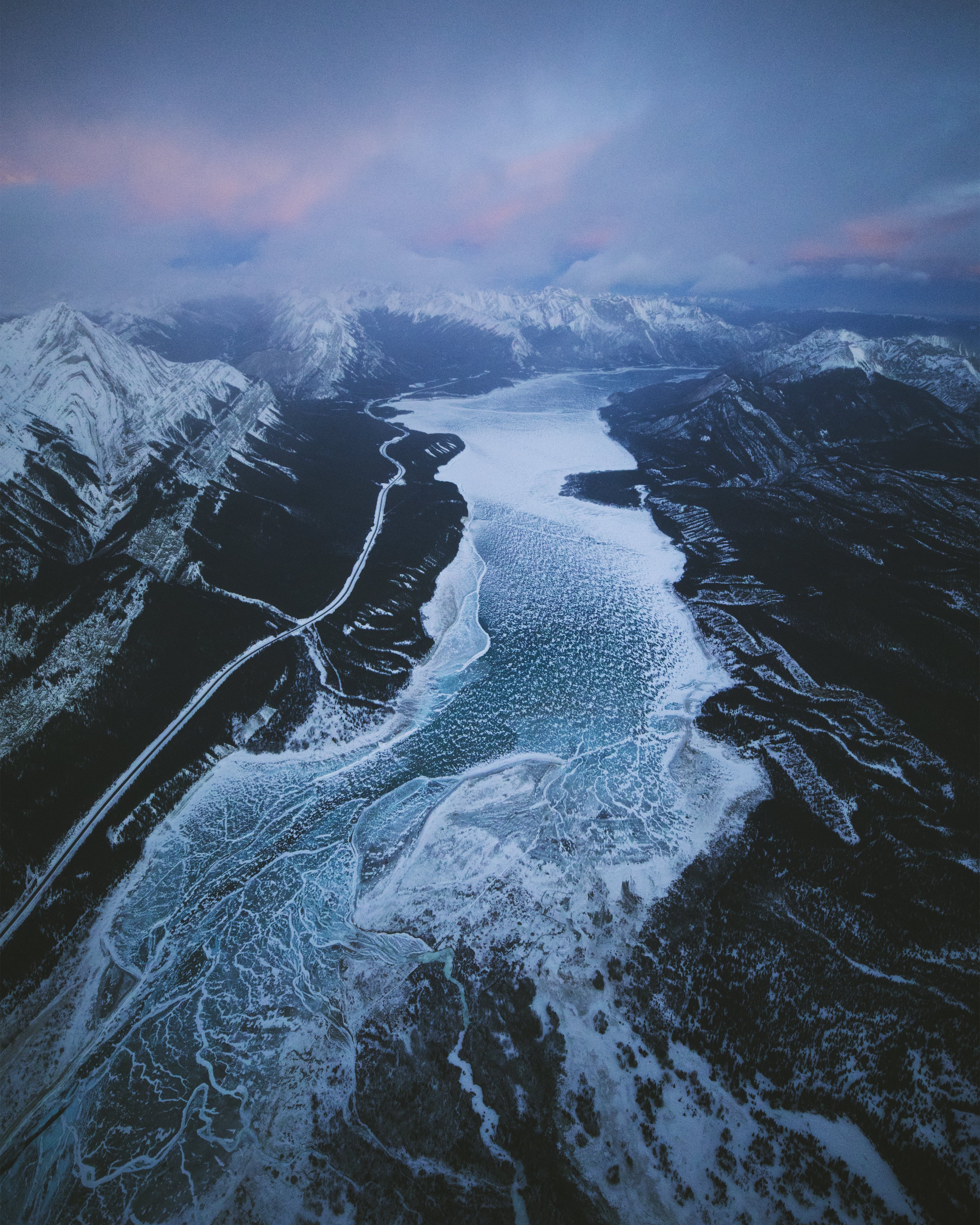 Alex Strohl Alberta Ice3-min