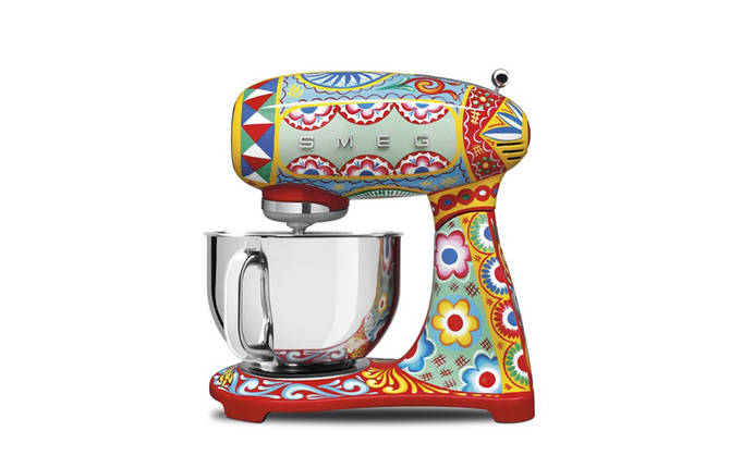 Gorgeous Dolce & Gabbana x Smeg Kitchenware