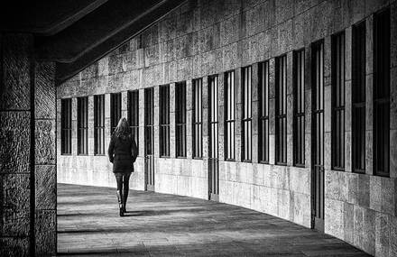 Wonderful High-Contrast Urban Photography