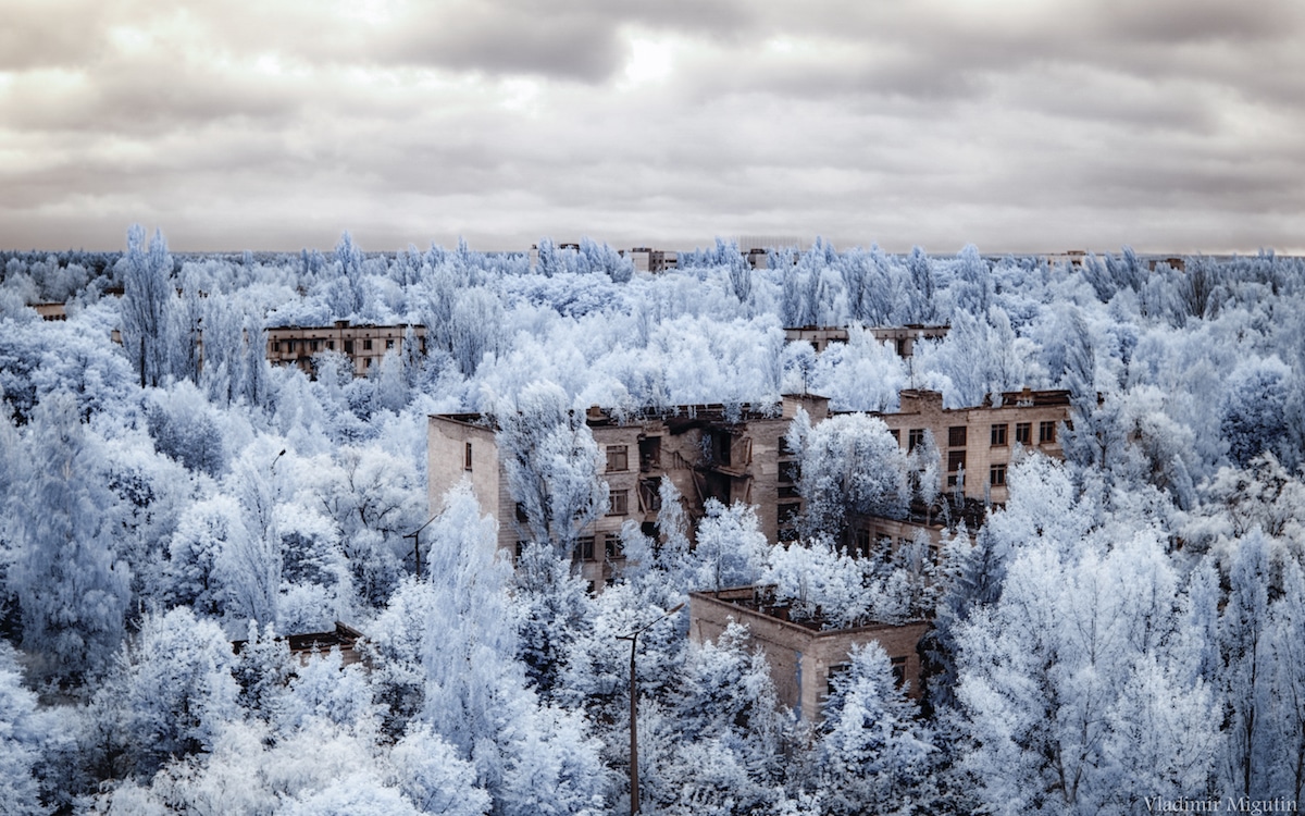 fubiz-vladimir-migutin-chernobyl-infrared-04