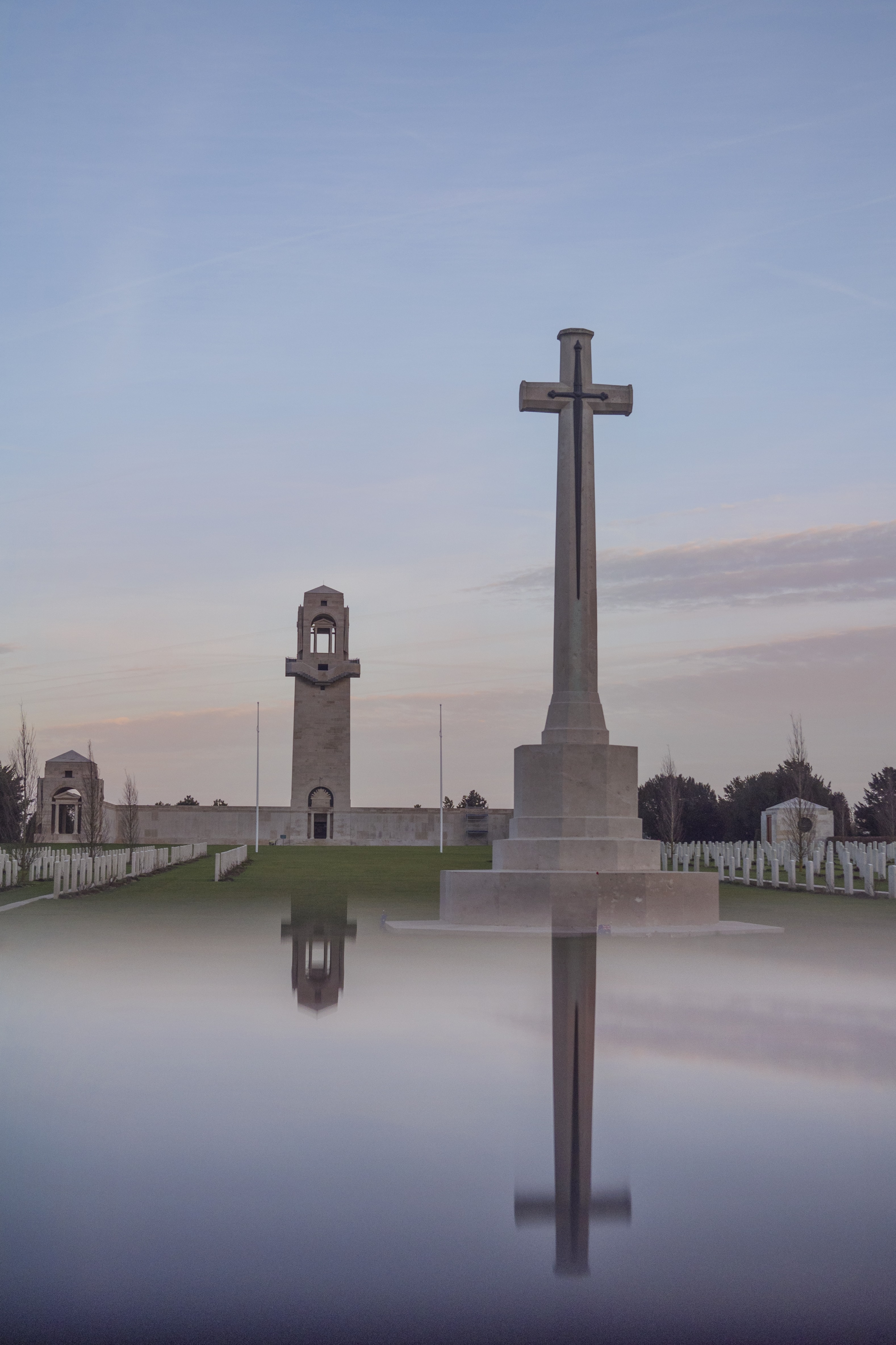 Centre Sir John Monash1-min
