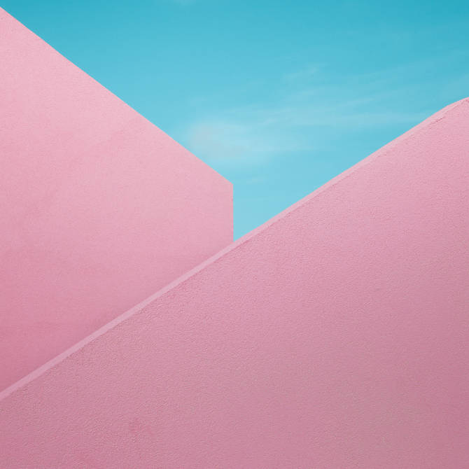 A Play of Colors on Architectures – Fubiz Media