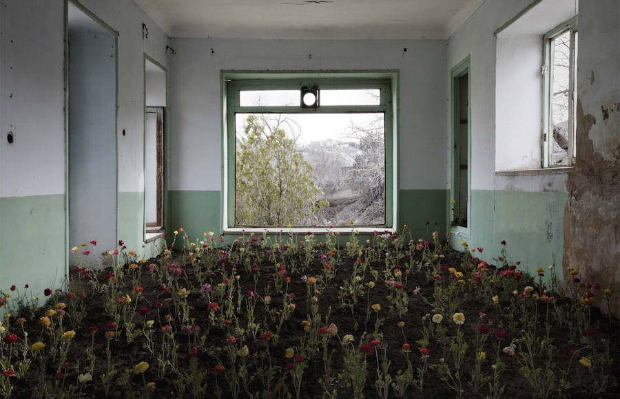 Poetic Photographs of Abandoned Homes in Iran