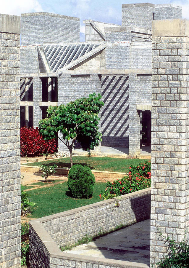 Beautiful Architecture Projects by Balkrishna Doshi – Fubiz Media