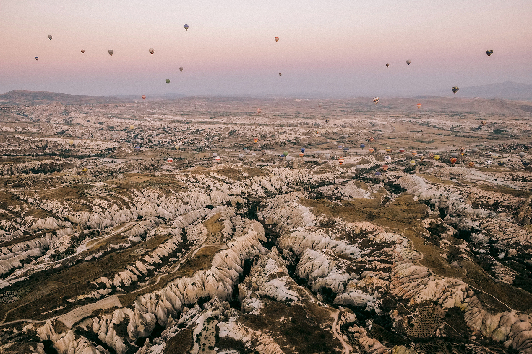 fubiz-mikaela-gauer-cappadocia-01