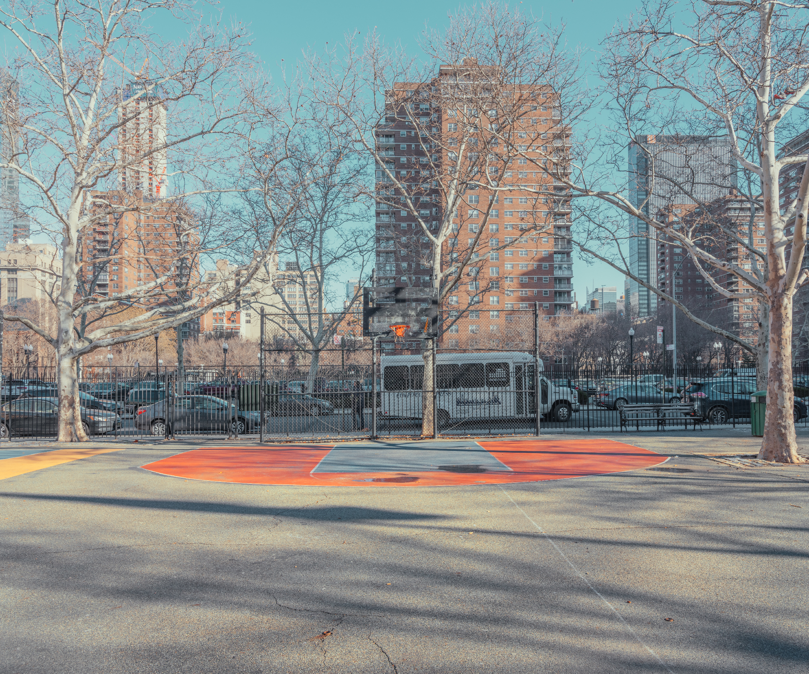 ludwig-favre-ny-basketball-courts-02