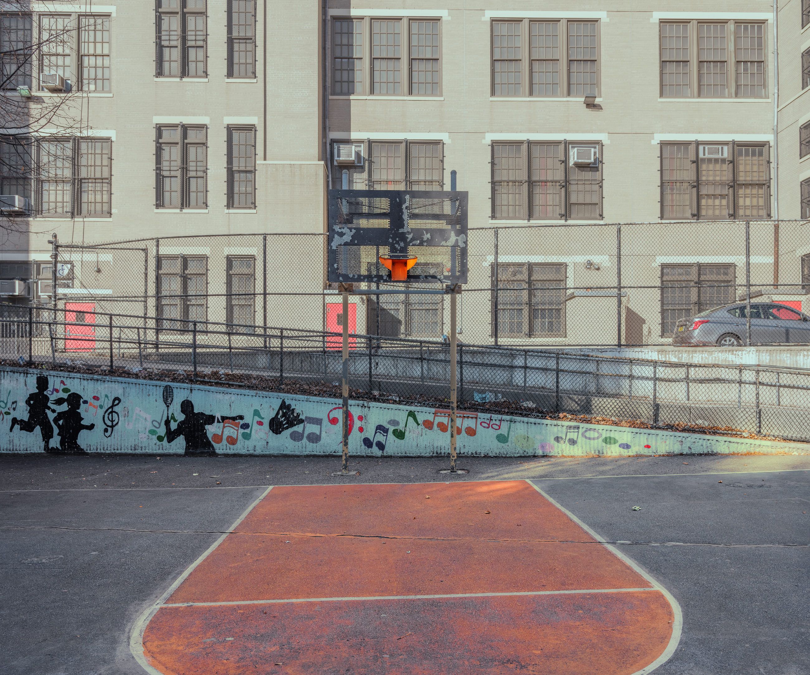 ludwig-favre-ny-basketball-courts-06
