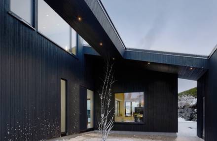 Modern Swedish House by Bornstein Lyckefors Arkitekter