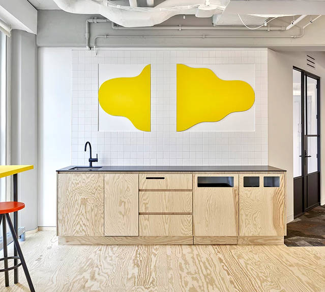 Colourful Office Interior Design – Fubiz Media