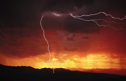 Lightning at 1.000 Frames per Second