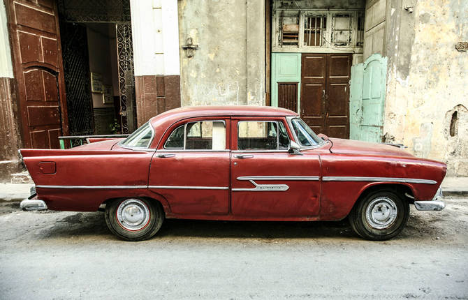 Vintage Cars in Havana