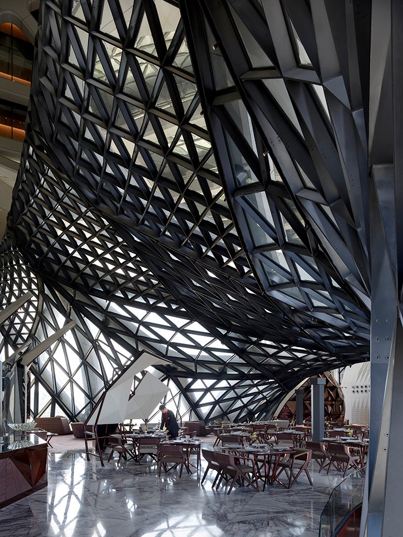 morpheus-hotel-city-dreams-resort-macau-china-designboom-07