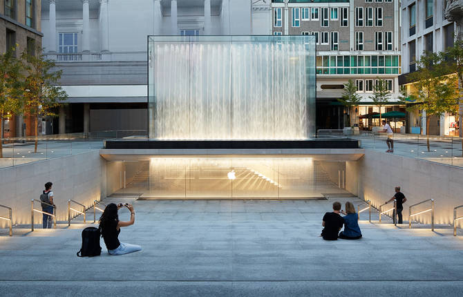 New Apple Piazza Liberty in Milan