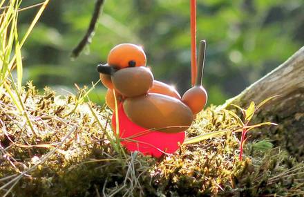 Birds Balloon Sculptures into the Wild