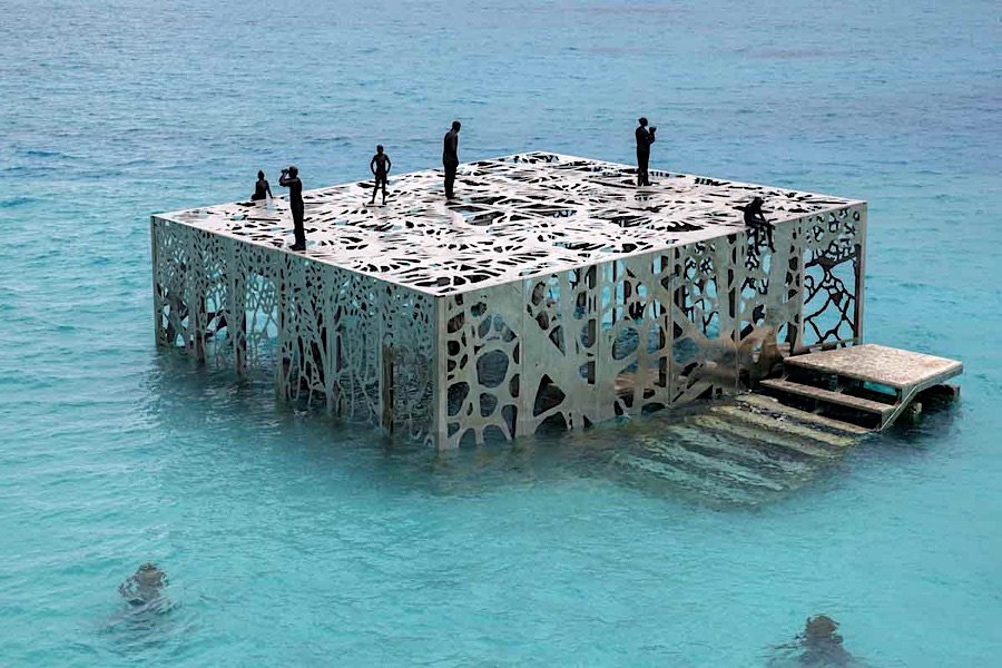 coralarium-underwater-inter-tidal-art-gallery-in-the-maldives-06
