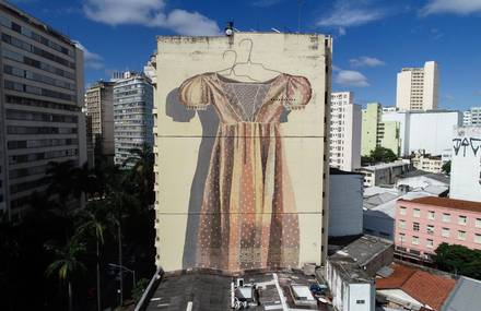 Into Hyuro&rsquo;s Intimate Street Paintings