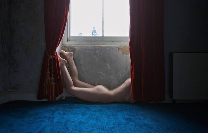 Naked Self-Portraits to Explore Our Body