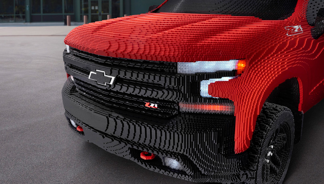 2019-FullSize-LEGO-Silverado-07