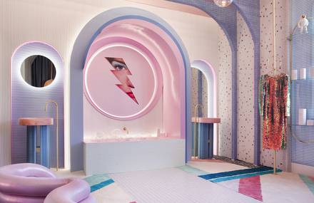 “Wonder Galaxy” a Retro-Futuristic Dressing Room
