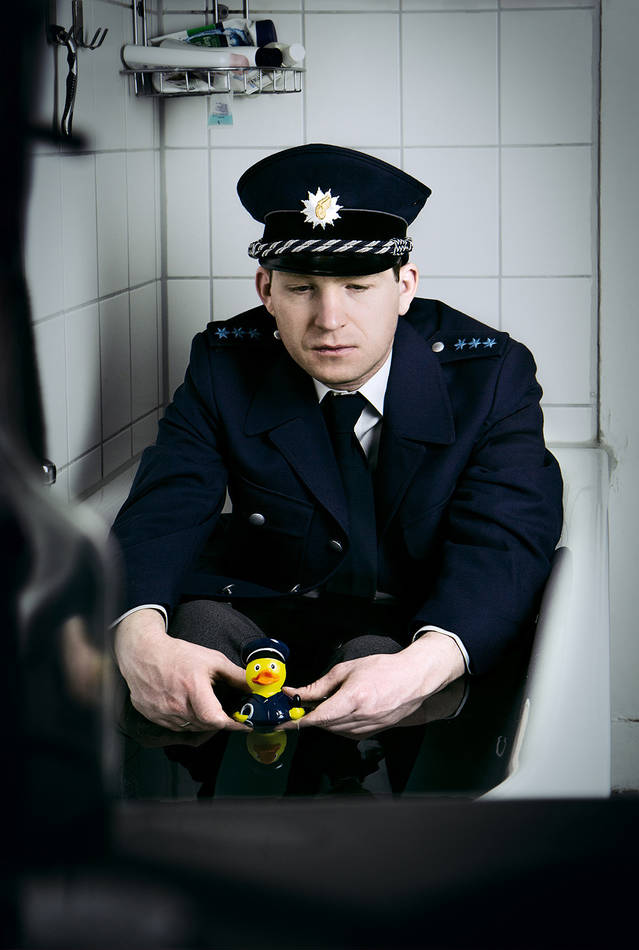 Between Childhood and Adulthood « Grown » Photo Series Media