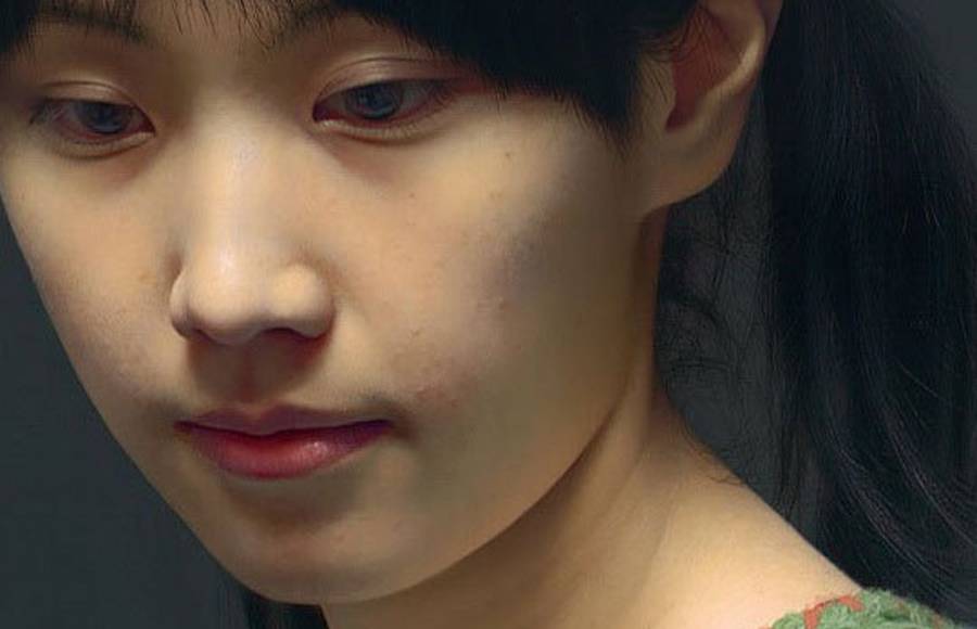 Troubling Paintings Looking like Photos