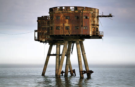 Shipwrecks in Pictures by Francesca Piqueras