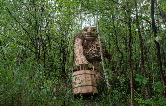 Giant Trolls Hidden in The Wilderness