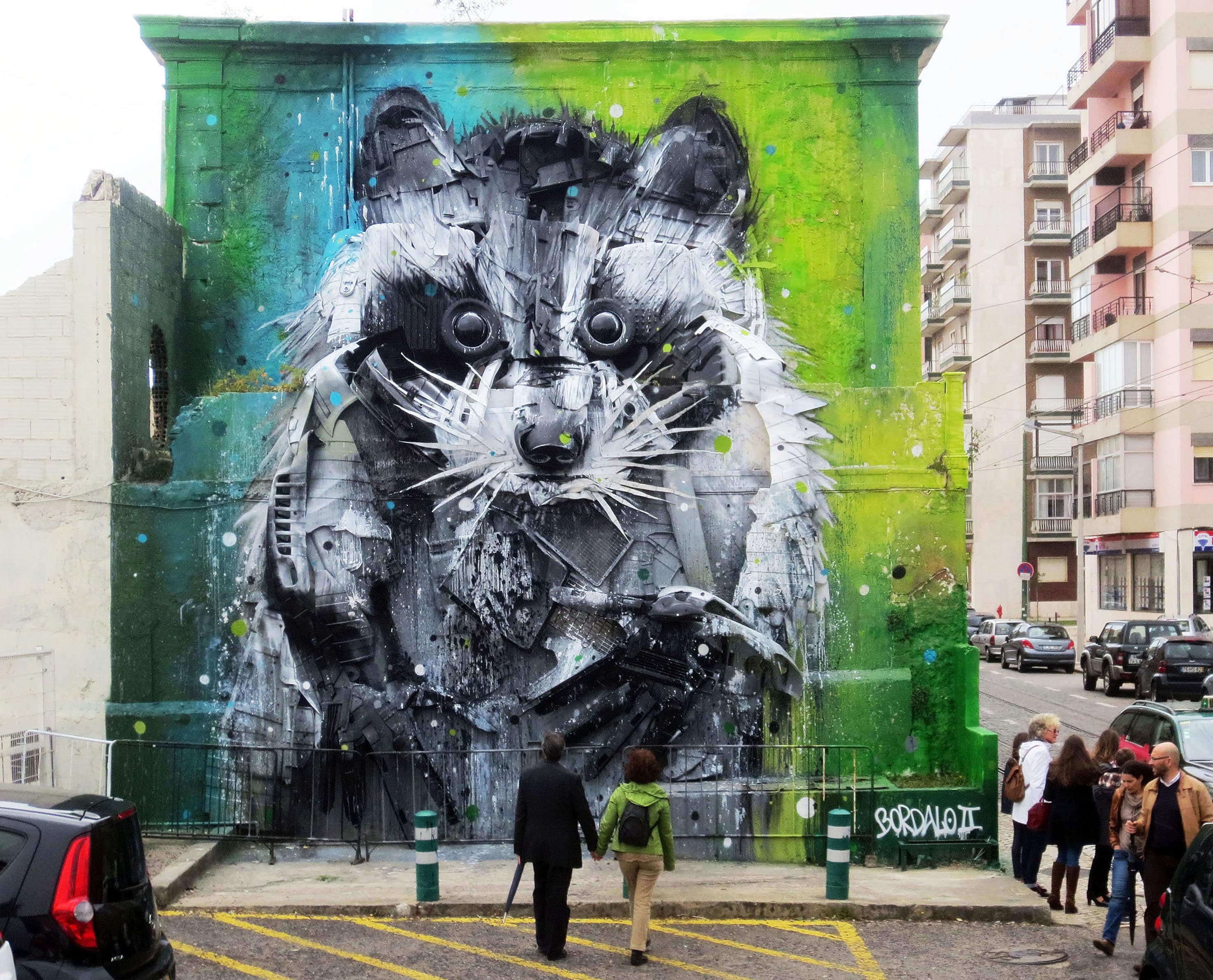 2015 - Raccoon - Lisboa, Portugal - photo_by_Bordalo_II-min