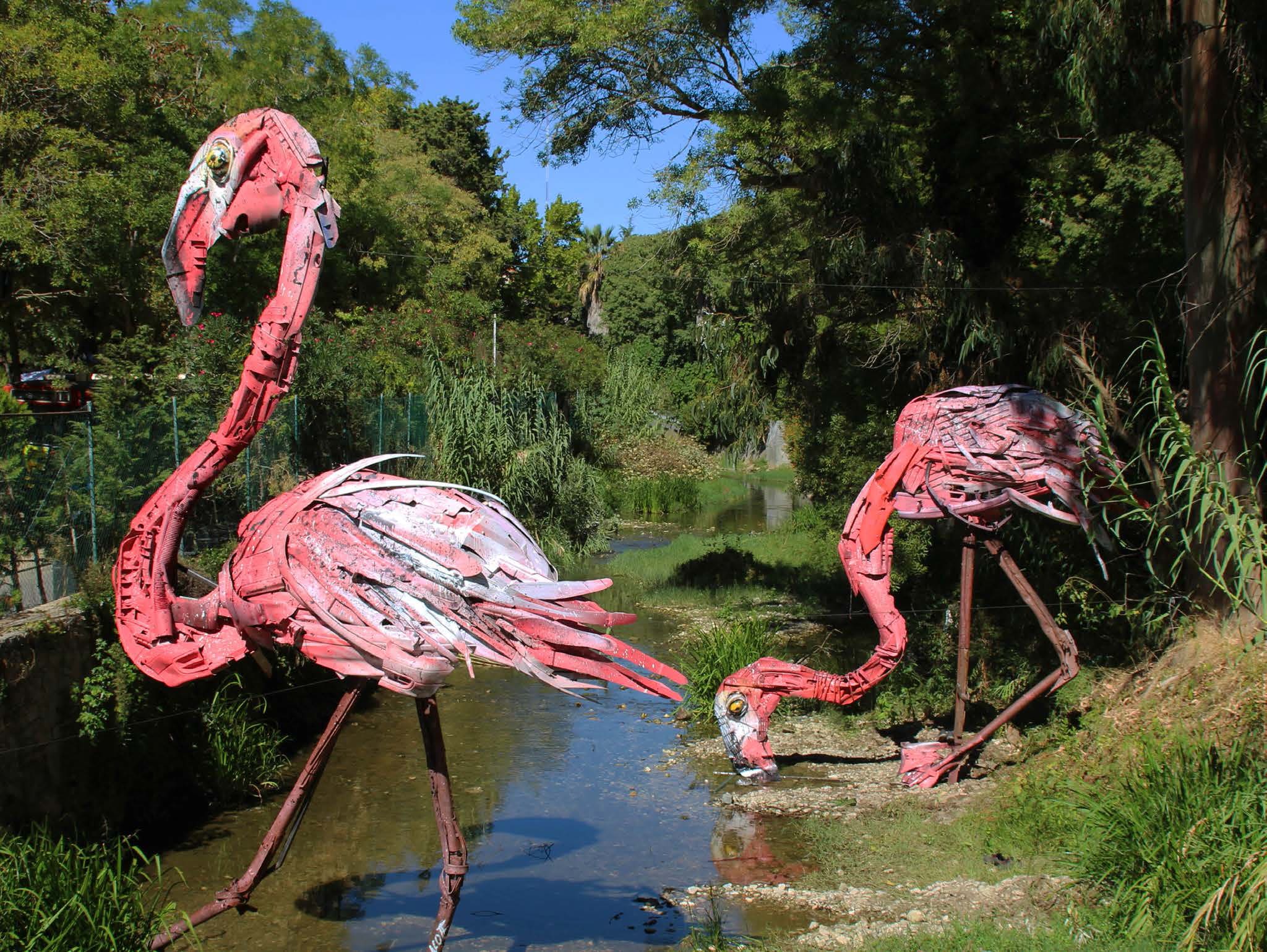2016 - Flamingos - Oeiras, Portugal - photo by Bordalo II-min