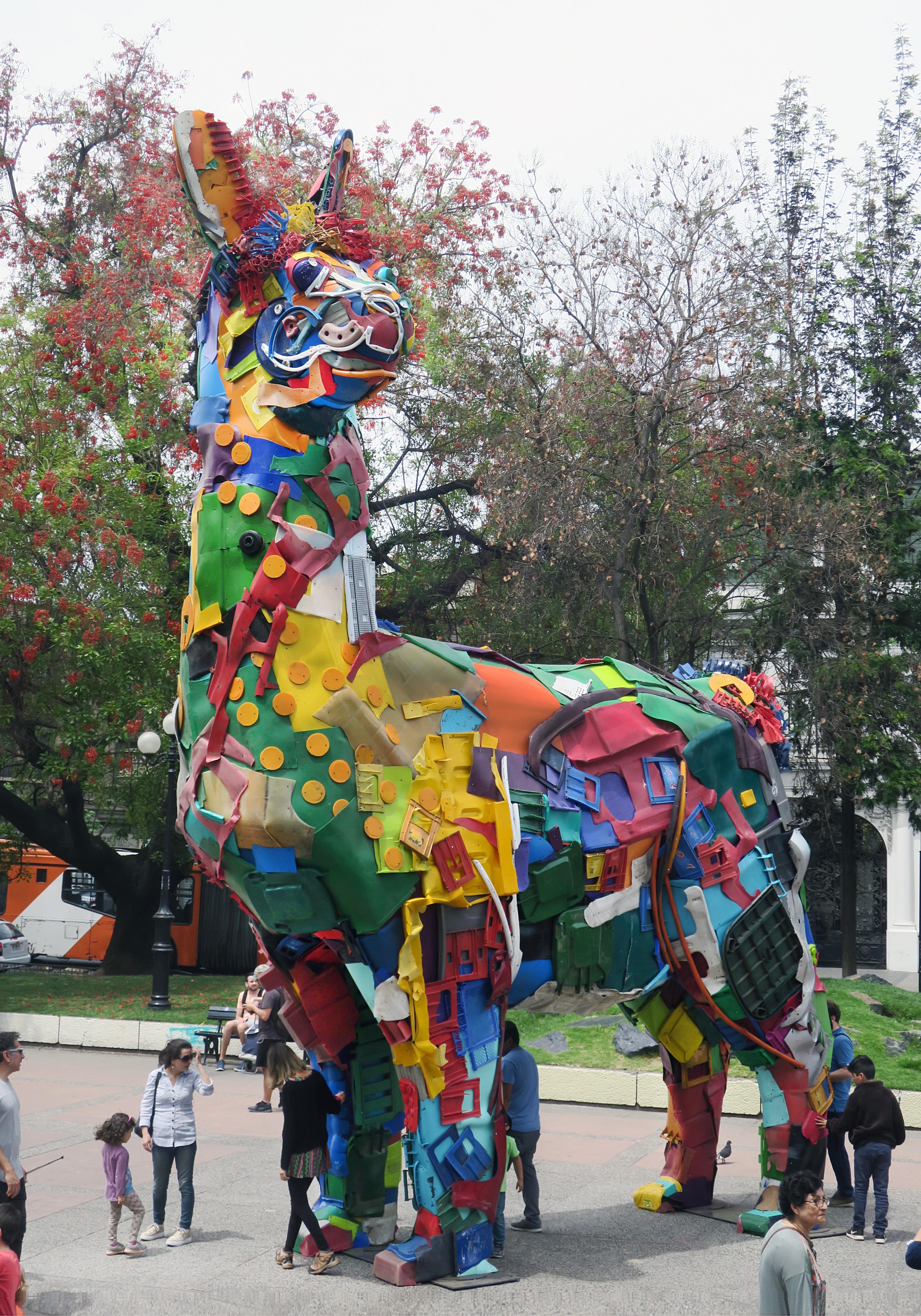 2018 - Plastic Llama - Chile - photo_Bordalo_II-min