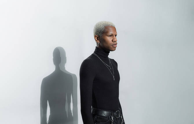 Charismatic Portraits by Laura Zalenga