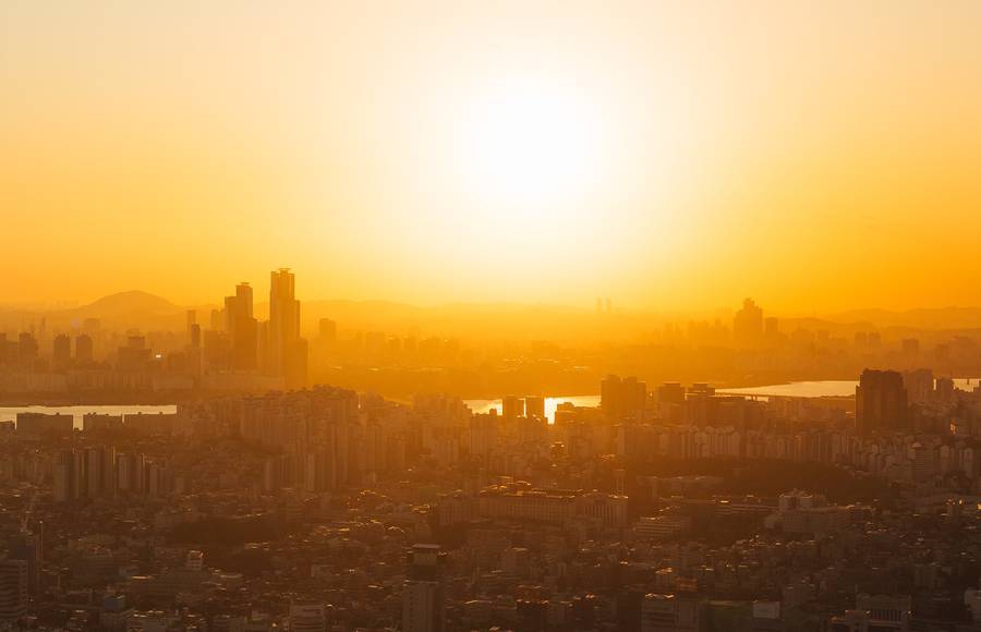 A Stunning Sunset Above Seoul