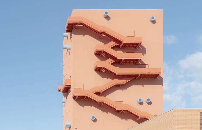 The Minimalist Perspective of Color