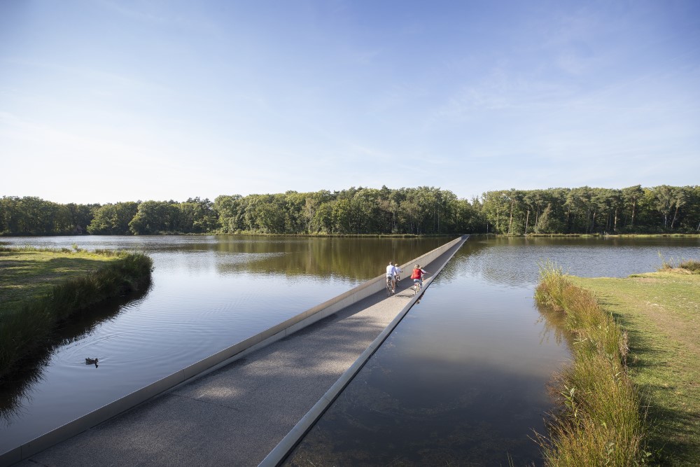 cycling-through-water4