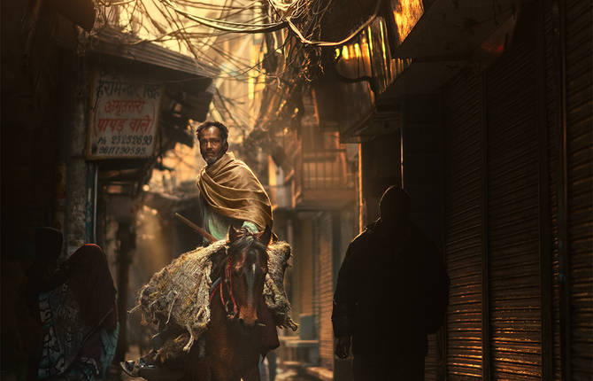 Beautiful Street Photography in Dehli by Ashraful Arefin