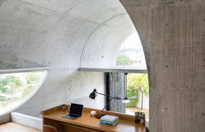 Modern Vaulted Roof Residence in Kuala Lumpur