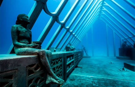 Jason DeCaires Taylor Creates An Underwater Museum