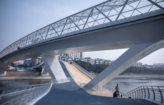 The Infinity Bridge of Chengdu